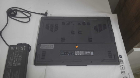 ASUS TUF GAMING FA507NUR-LP036 RYZEN 7 743(OUTLET)