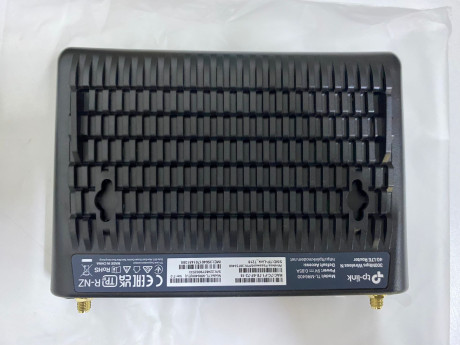 TP-LINK TL-MR6400 300Mbps N LTE 4G ROUTER(OUTLET)