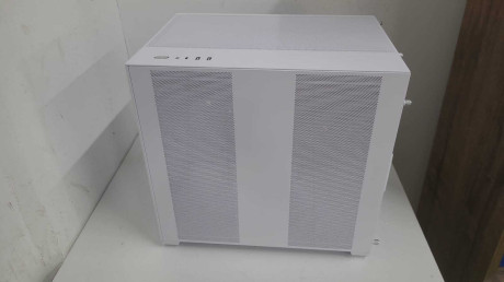 Lian Li O11 Air Mini Beyaz Mini-Tower ATX (OUTLET)