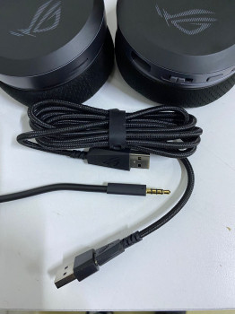 ASUS ROG PELTA KABLOSUZ KULAKLIK(OUTLET)