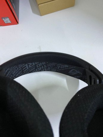 ASUS ROG PELTA KABLOSUZ KULAKLIK(OUTLET)