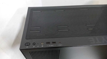 GIGABYTE C500 PANORAMIC STEALTH GB-C500P S(OUTLET)