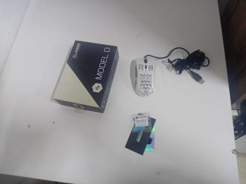 GLORİOUS GD-GWHITE MODEL D BEYAZ MOUSE(OUTLET)