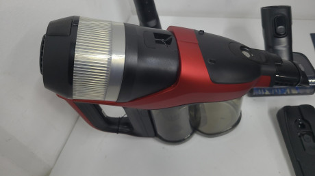 PHİLİPS SPEEDPRO MAX XC7043/01 25.2 V DİK (OUTLET)