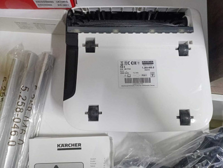 KARCHER KB 5 SARJLI  AKILLI SUPURGE -12580(OUTLET)