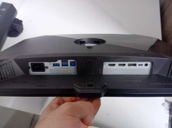 ASUS ROG STRIX XG27UCDMG 0.03 MS 240 HZ 27(OUTLET)