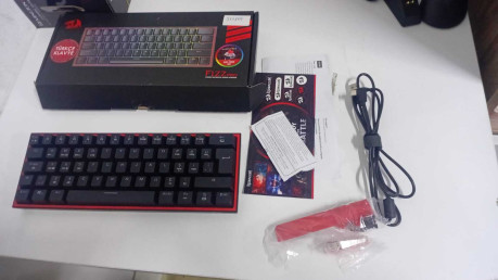 REDRAGON FIZZ PRO RGB SIYAH KLAVYE K616-RG(OUTLET)