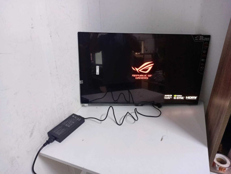 ASUS ROG SWIFT PG32UCDMZ 31.5