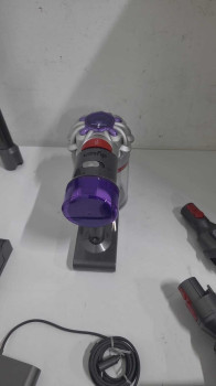 DYSON V8 ADVANCED DIKEY SUPURGE(OUTLET)