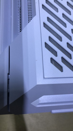 ASUS GR701 ROG HYPERION WHITE KASA(OUTLET)