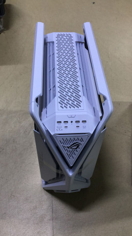 ASUS GR701 ROG HYPERION WHITE KASA(OUTLET)