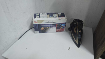 TEFAL FV8064 PUREGLISS 3000 W BUHARLI UTU(OUTLET)