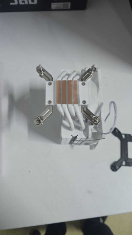 SEGOTEP Frozen Tower T4 120mm Beyaz Hava S(OUTLET)