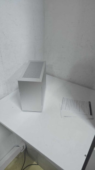 LIAN LI A4-H2O SILVER PCIE - 4.0 MINI KASA(OUTLET)