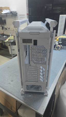 ASUS GR701 ROG HYPERION WHITE KASA(OUTLET)