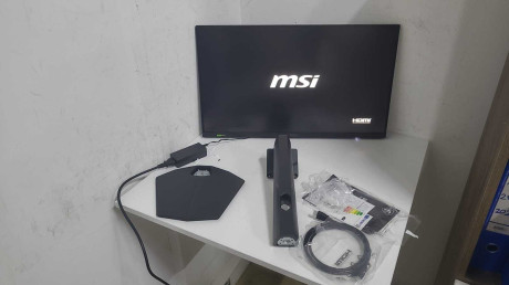 MSI 27