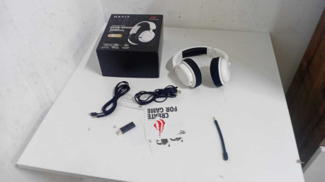 HAVIT GAMENOTE FUXI-H7 RGB KABLSOUZ BEYAZ (OUTLET)