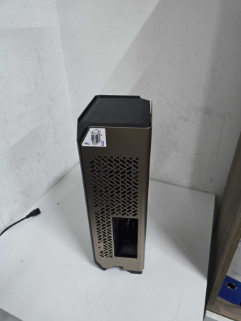 Cooler Master NCORE 100 MAX BRONZ NR100-ZN(OUTLET)