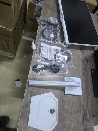 GIGABYTE M27UP ICE 27