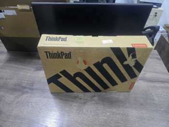 LENOVO P14S 21MFS2MQ00 R7 PRO - 8840HS 16G(OUTLET)