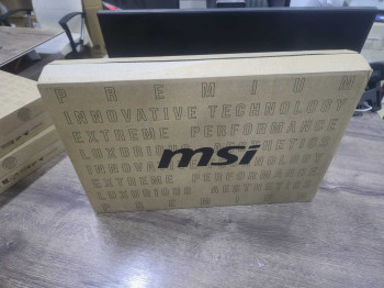MSI NB CROSSHAIR A17 HX D8WGKG-012XTR NOTE(OUTLET)