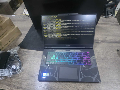 MSI NB CROSSHAIR A17 HX D8WGKG-012XTR NOTE(OUTLET)