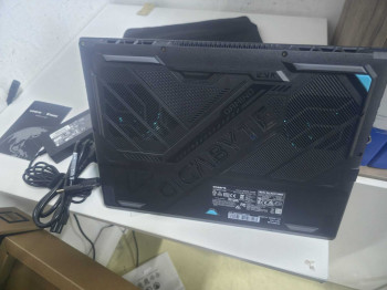 GIGABYTE GAMING A16 INTEL CORE I7-13620H 1(OUTLET)