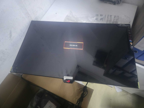 ASUS ROG STRIX XG32UCWMG 31.5 DUAL MODE MO(OUTLET)