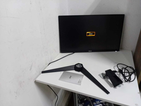 ASUS TUF GAMING VG27AQ5A 27