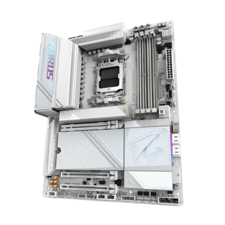 GIGABYTE X870E AORUS PRO ICE DDR5 M.2 HDMI DP ATX AM5