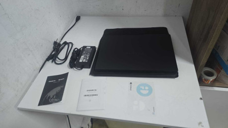 GIGABYTE A16 INTEL CORE I5-13420H 16GB DDR(OUTLET)