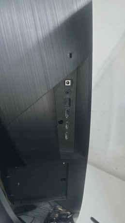 MSI MAG 321CUPDF 31.5