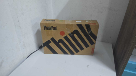 LENOVO P14S 21MFS2MQ00 R7 PRO - 8840HS 16G(OUTLET)