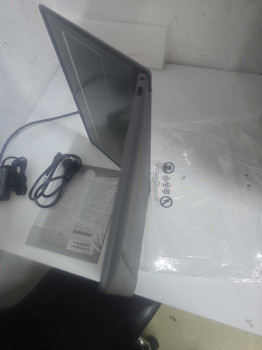 HP 250 G10 B9YT2ET i7-1355U 16GB 512GB 15.(OUTLET)