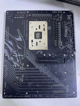 GIGABYTE X870E-AORUS-ELITE-WIFI7 ANAKART(OUTLET)