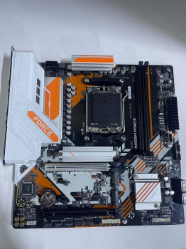 GIGABYTE B850M FORCE AM5 ANAKART YENI(OUTLET)