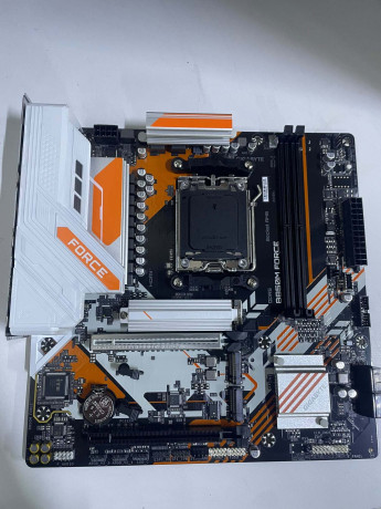 GIGABYTE B850M FORCE AM5 ANAKART YENI(OUTLET)