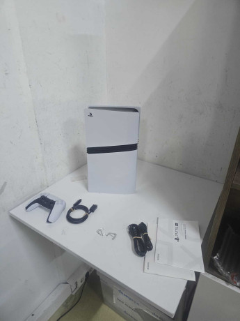 PS5 PRO 2 TB OYUN KONSOLU – ITHALAT FIRMA (OUTLET)