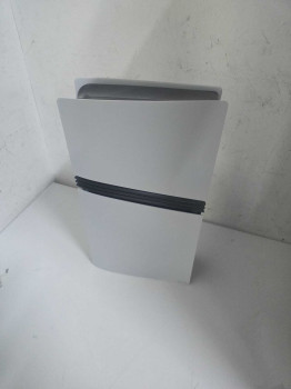 PS5 PRO 2 TB OYUN KONSOLU – ITHALAT FIRMA (OUTLET)