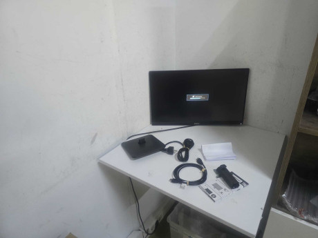 23.8 LENOVO ThinkVision S24-4e 64B5KAT1TK (OUTLET)